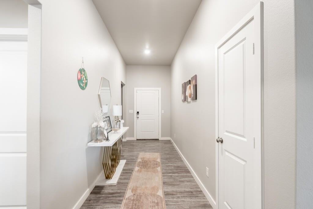 1201 Canal St - Photo 4 of 35
