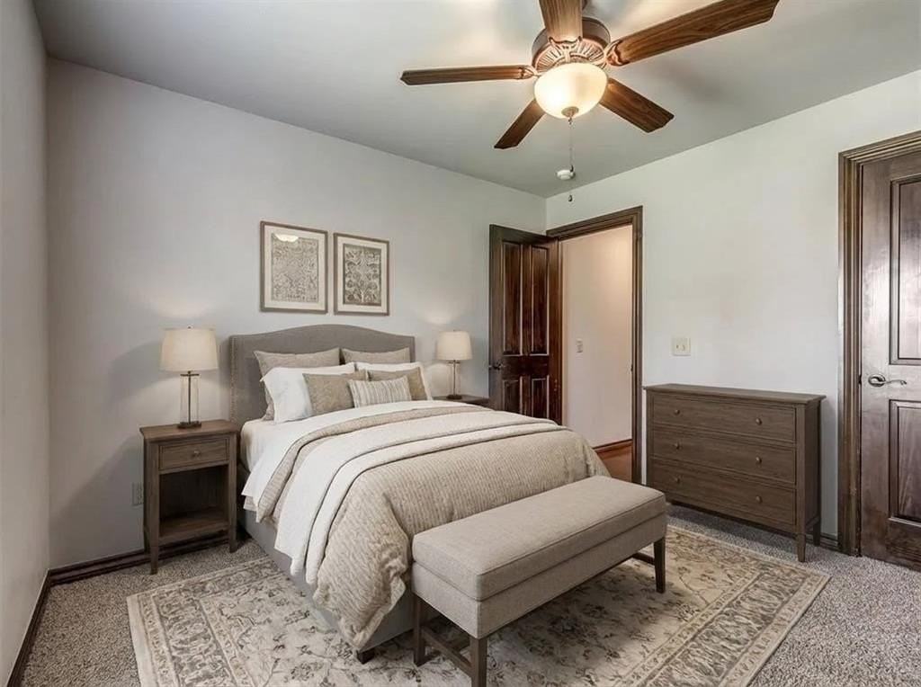 2409 Santa Monica St - Photo 4 of 14