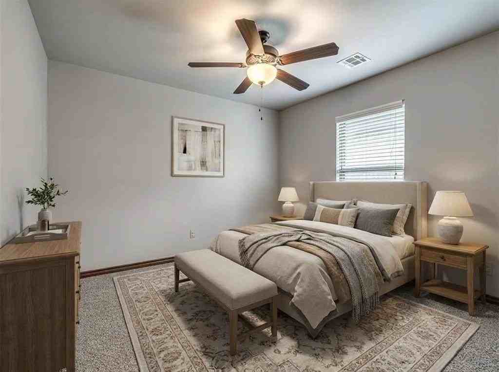 2409 Santa Monica St - Photo 7 of 14