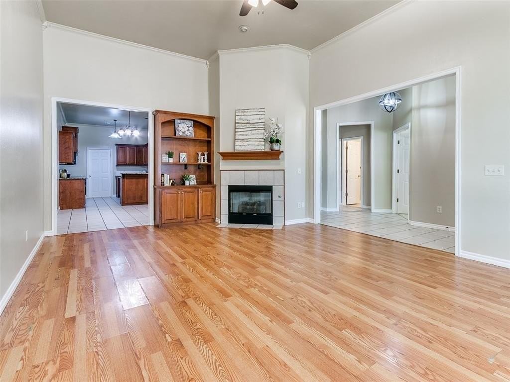 15524 Swallowtail Rd - Photo 7 of 32