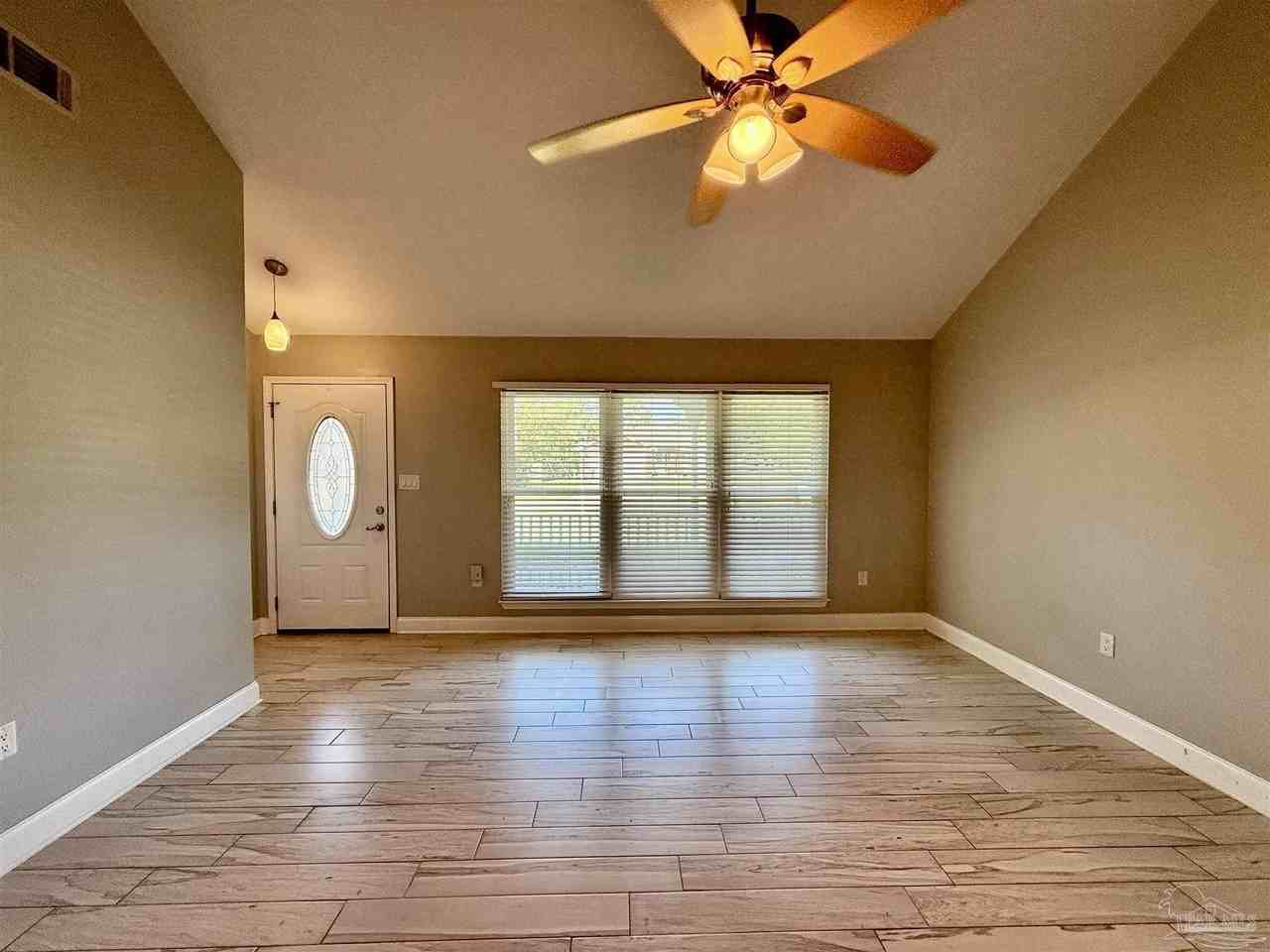 2460 Houston Cir - Photo 3 of 35
