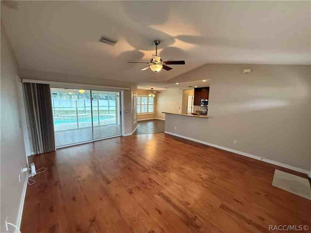 1035 S Brookfield Dr - Photo 3 of 24