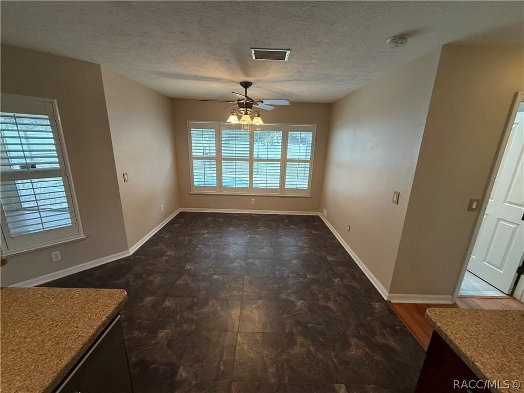 1035 S Brookfield Dr - Photo 6 of 24