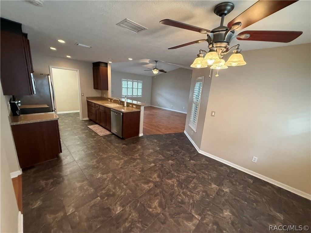 1035 S Brookfield Dr - Photo 7 of 24