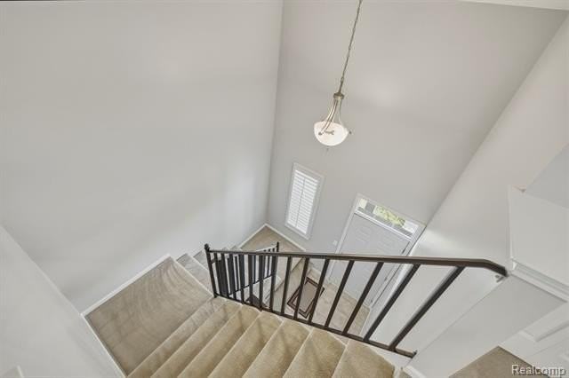 1905 Flagstone Cir - Photo 5 of 33