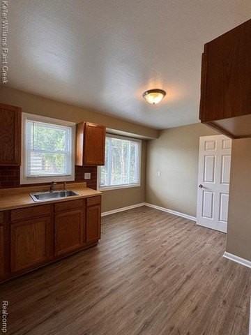 28311 Felician St - Photo 6 of 14