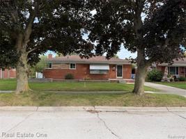 featured image of 26126 Warrington St