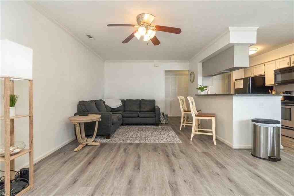 2297 Estuary Ct - Photo 7 of 35