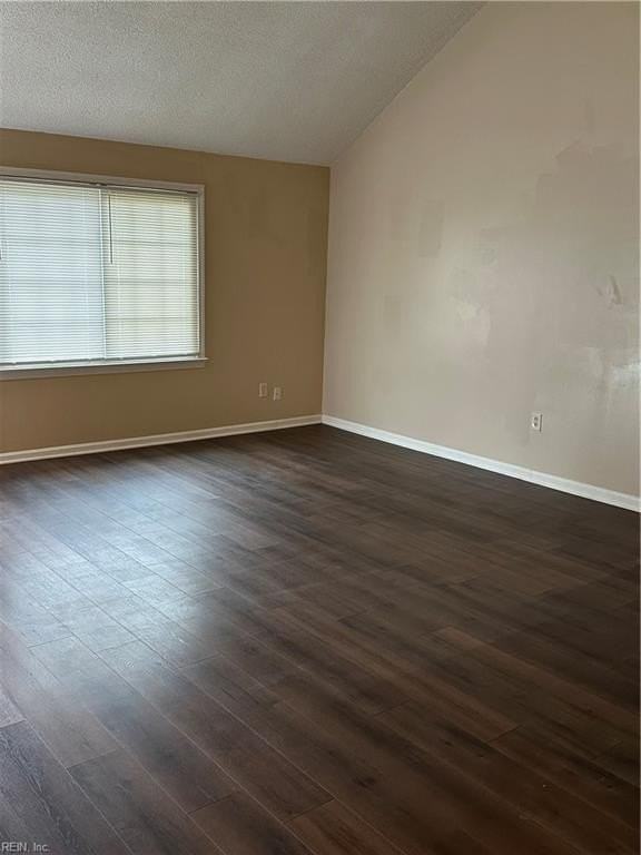 711 Crystal Springs Ct - Photo 2 of 15