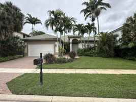 featured image of 4644 Windward Cove Ln
