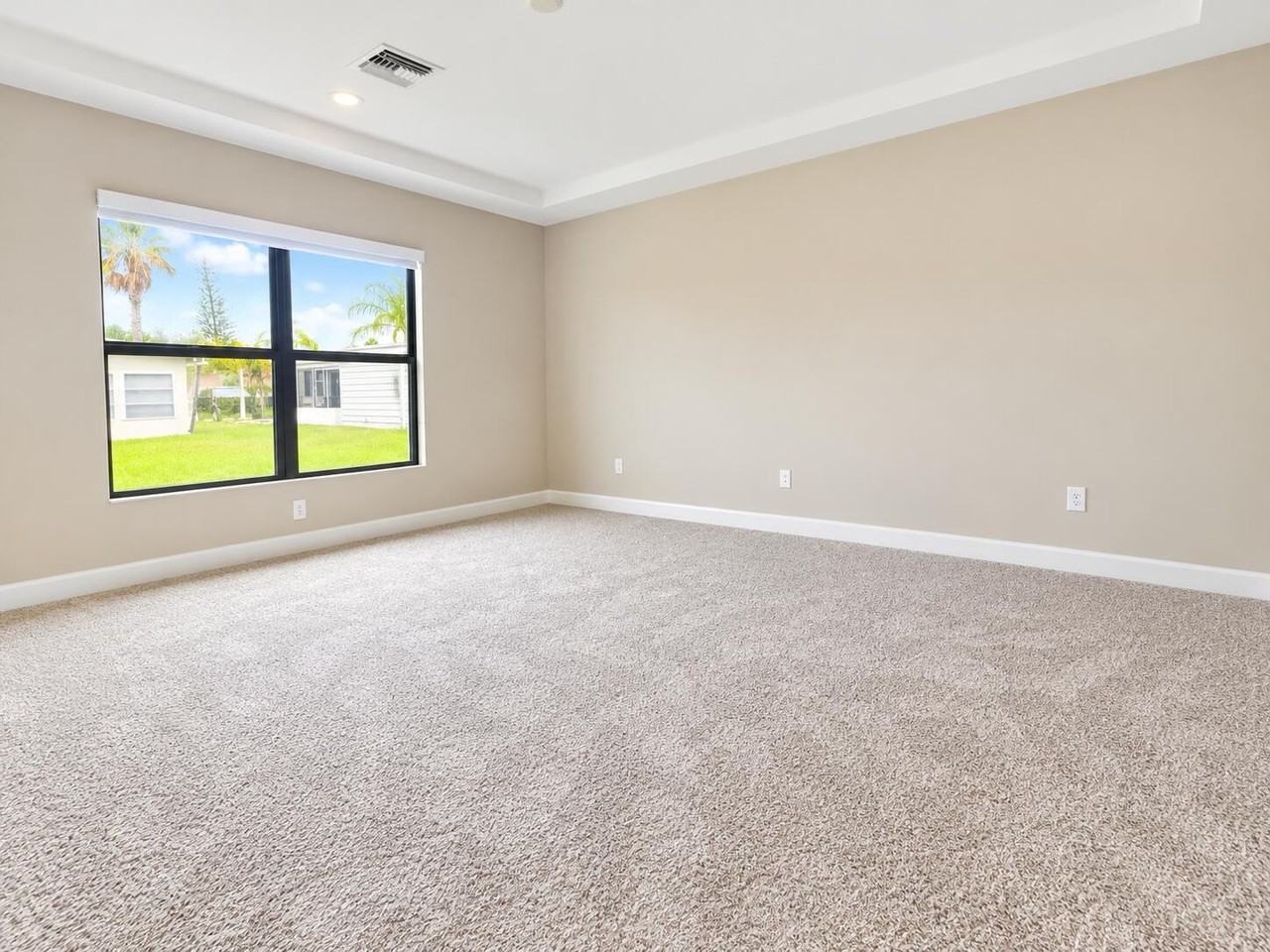 3 Palo Alto Ln - Photo 6 of 22