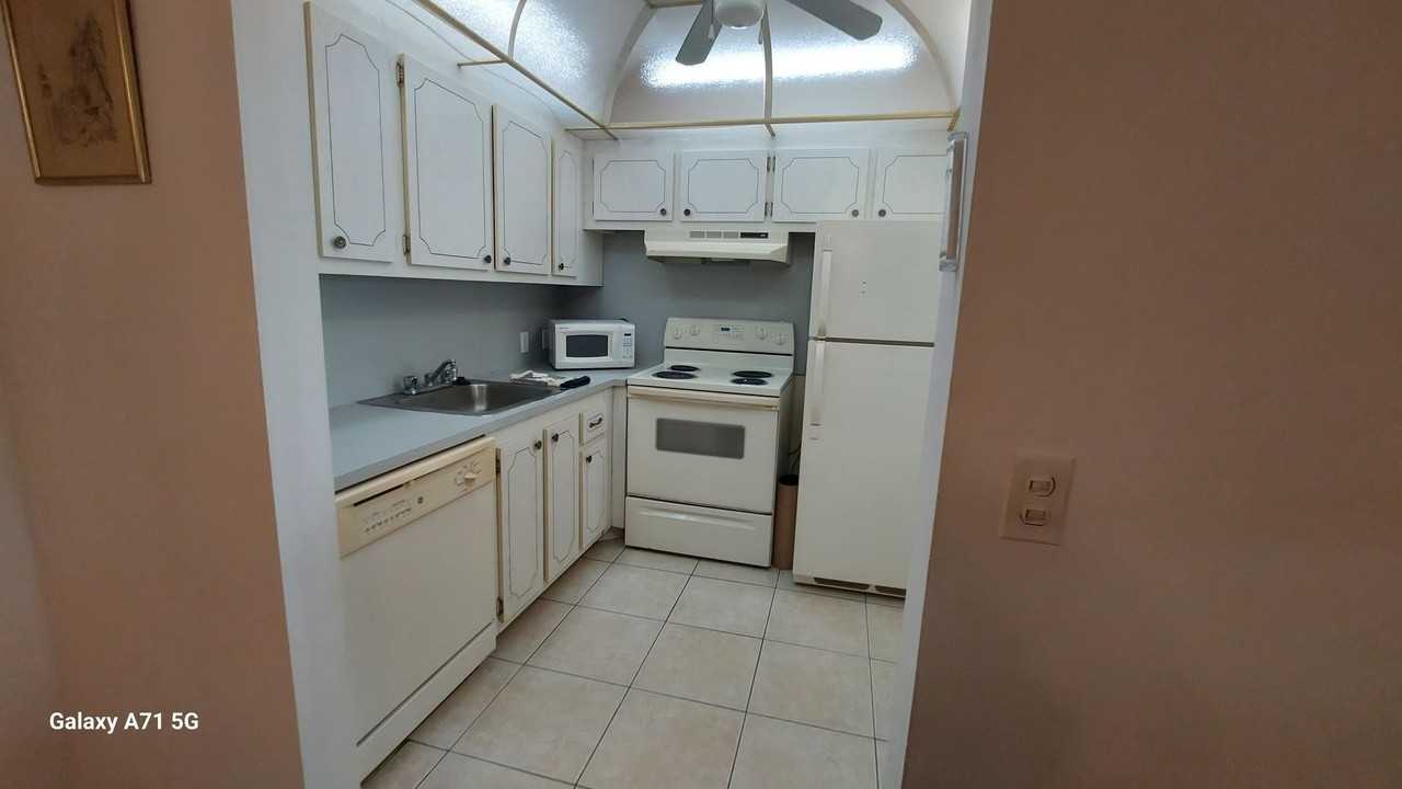 160 Preston D - Photo 5 of 30