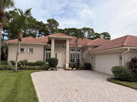 403 Nw Lyndhurst Ct - Photo 1 of 1