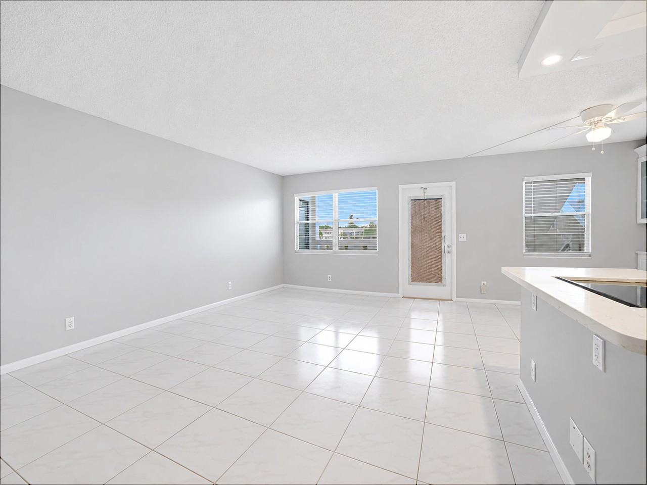 3002 Exeter A - Photo 3 of 22