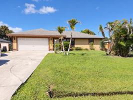 featured image of 2225 Se Melaleuca Blvd