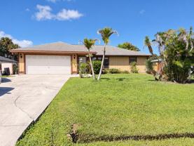 2225 Se Melaleuca Blvd - Photo 1 of 1