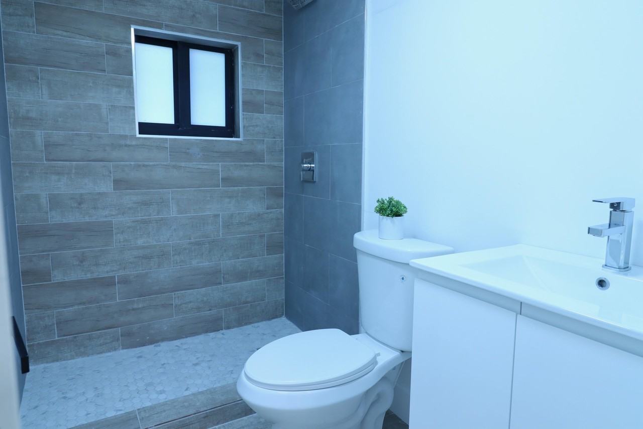 1814 Nw 2nd Ct #3 - Photo 6 of 11