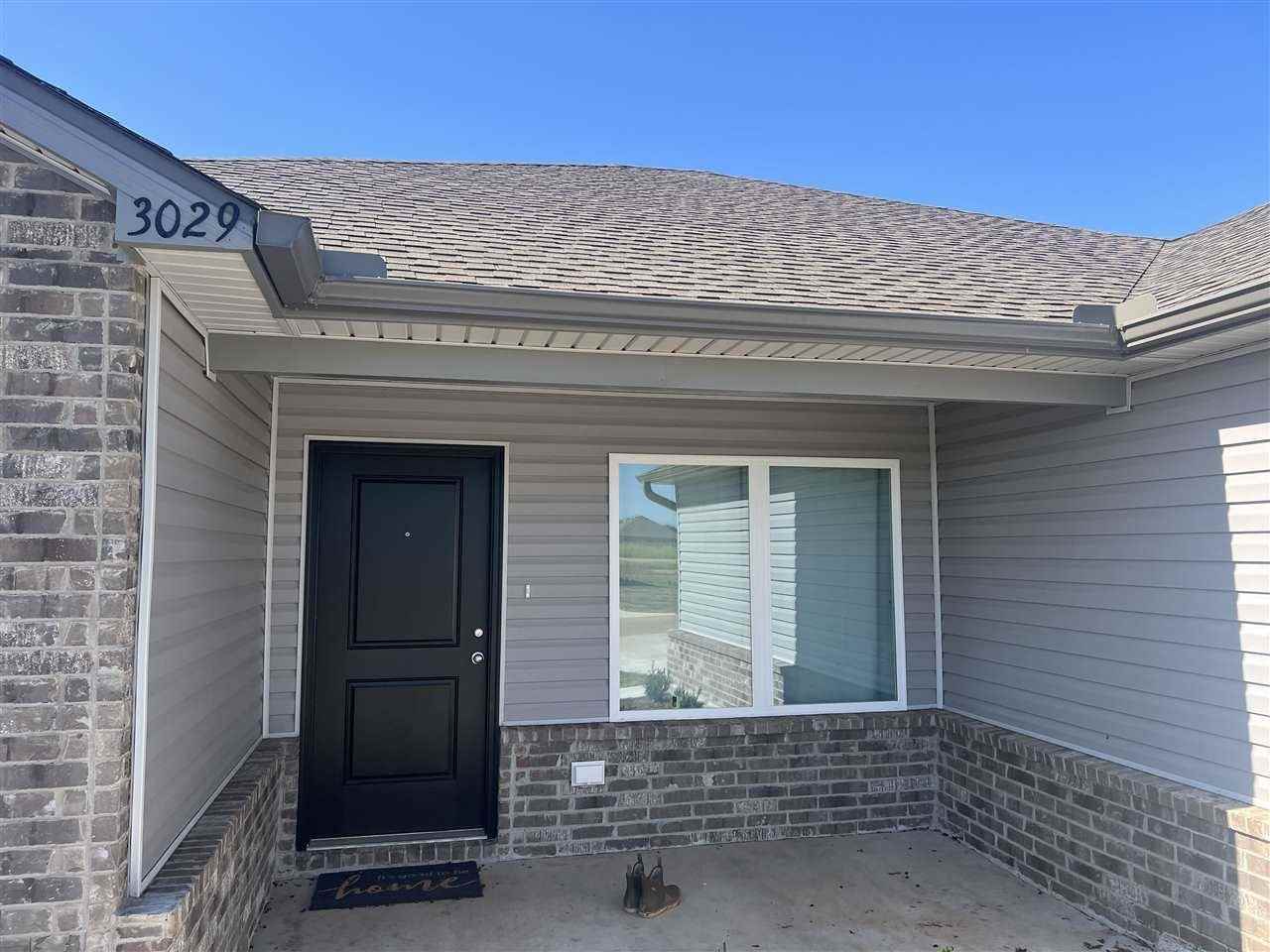 3029 E Hilltop Ave - Photo 3 of 28