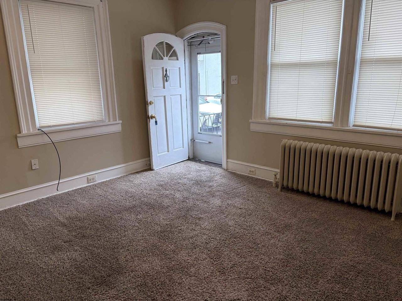 1 N Washington Ave - Photo 5 of 14