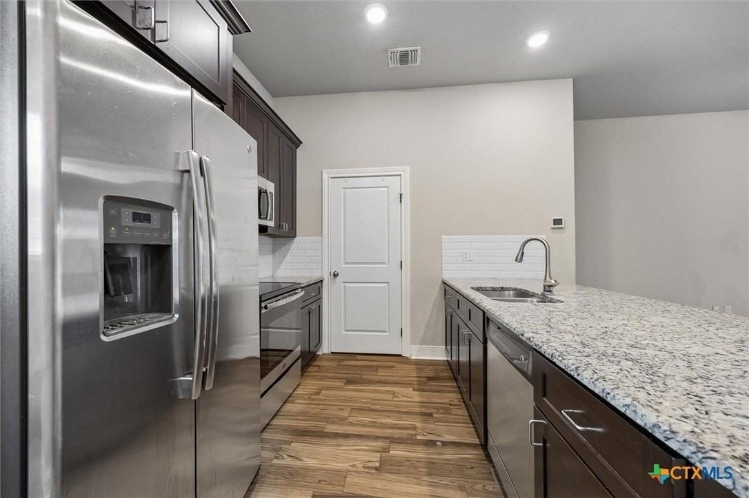 3067 View Ridge Dr #3 - Photo 3 of 33