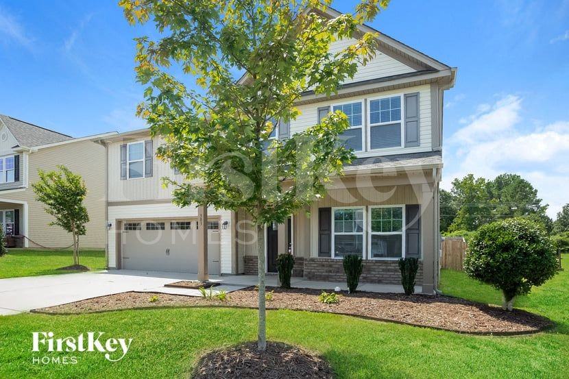 303 Whispering Hills Dr - Photo 3 of 15