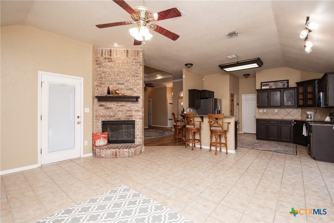 4310 Boots Dr - Photo 4 of 29