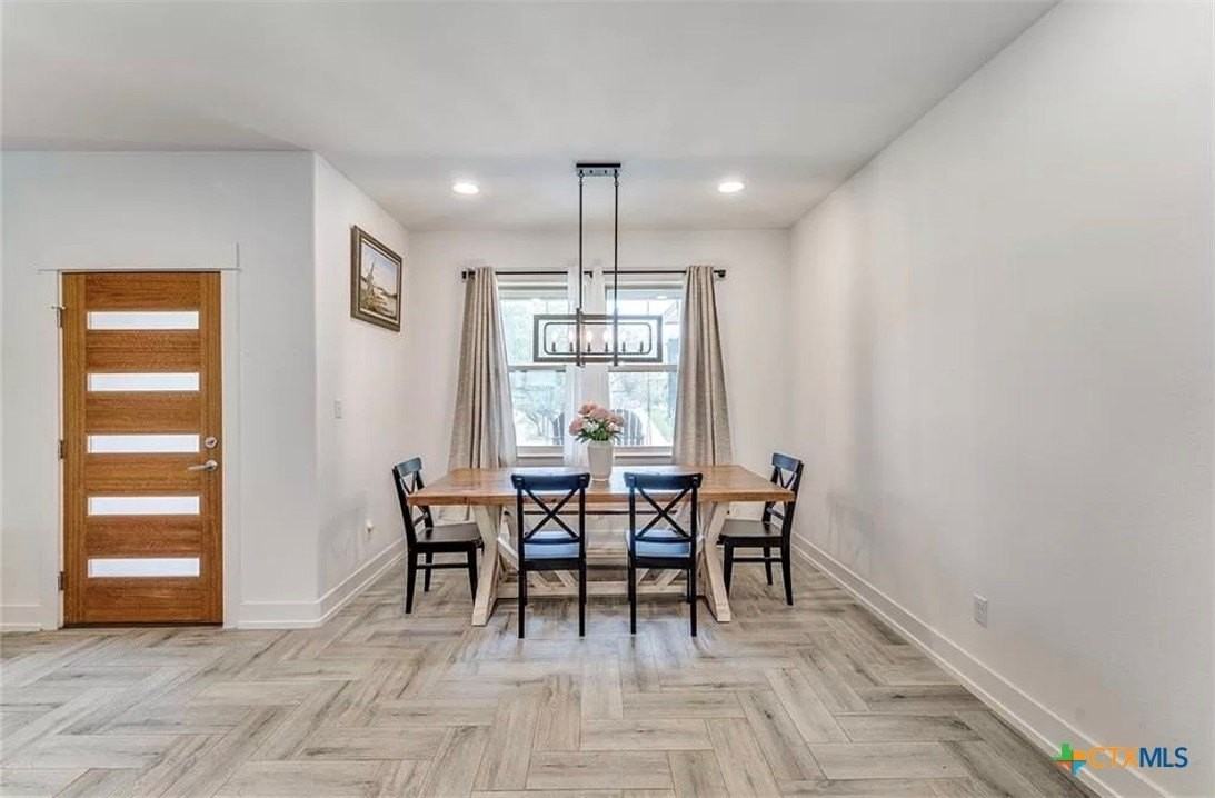 59 Long Bow Ln - Photo 3 of 13