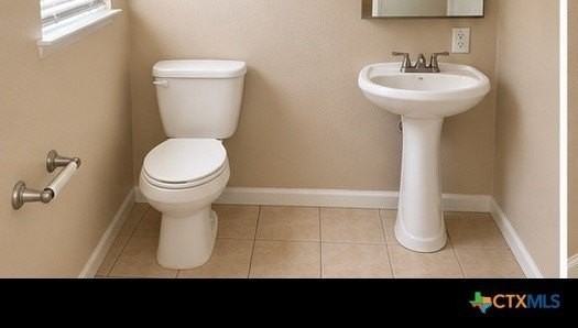 404 W Hallmark Ave #404 - Photo 6 of 7