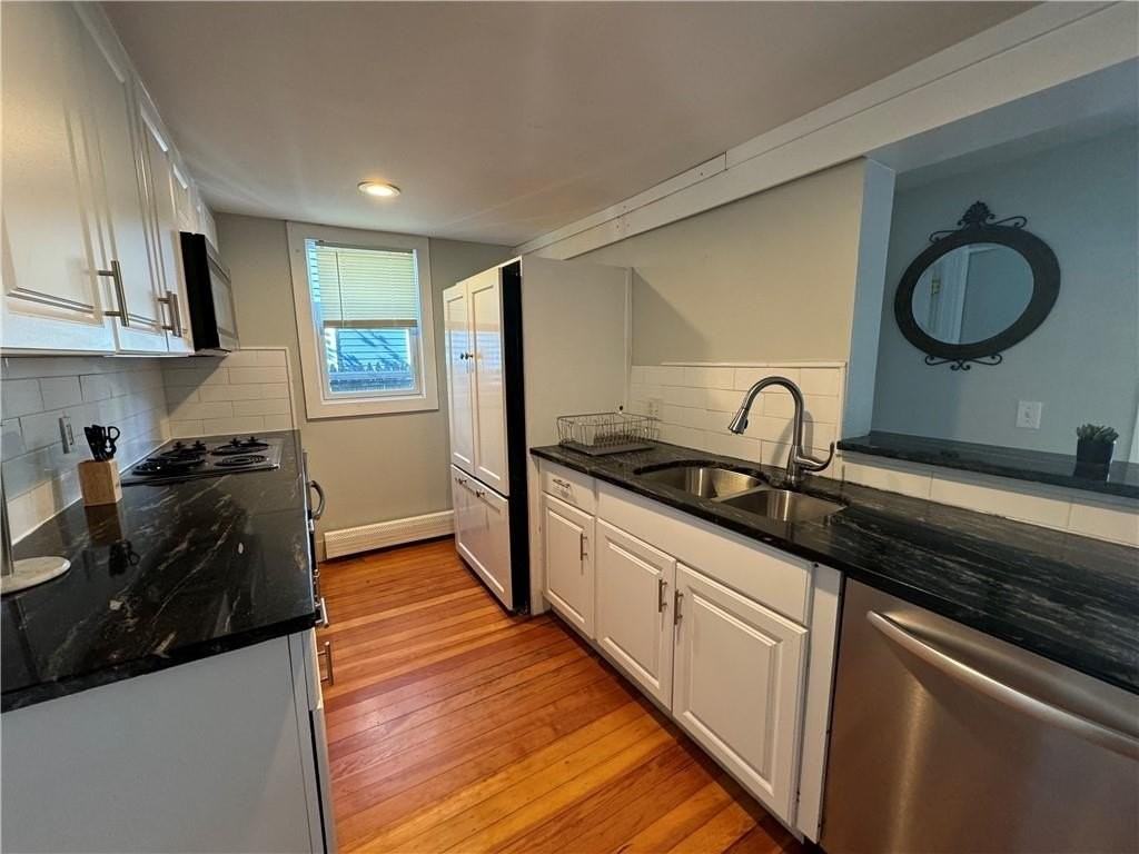 346 Spring St - Photo 6 of 28
