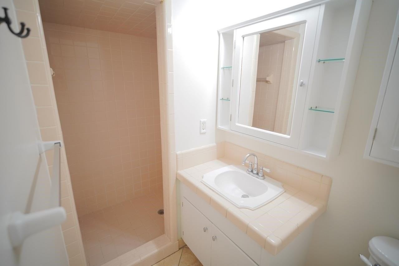 2328 Armistead Rd - Photo 6 of 38
