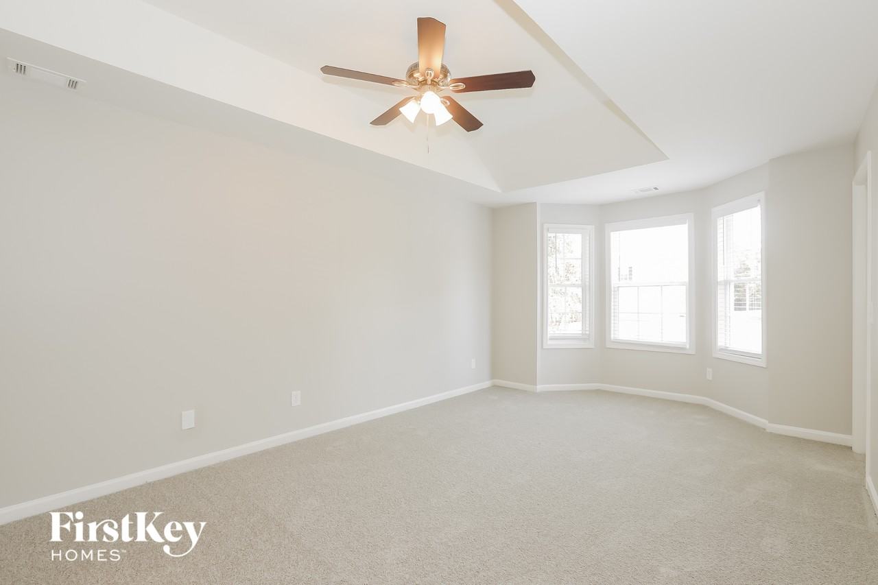919 Kendall Park Dr - Photo 6 of 15