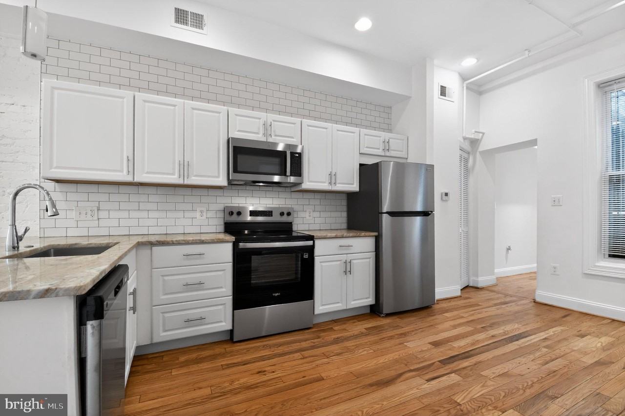 1707 N Capitol St Ne #2 - Photo 4 of 13