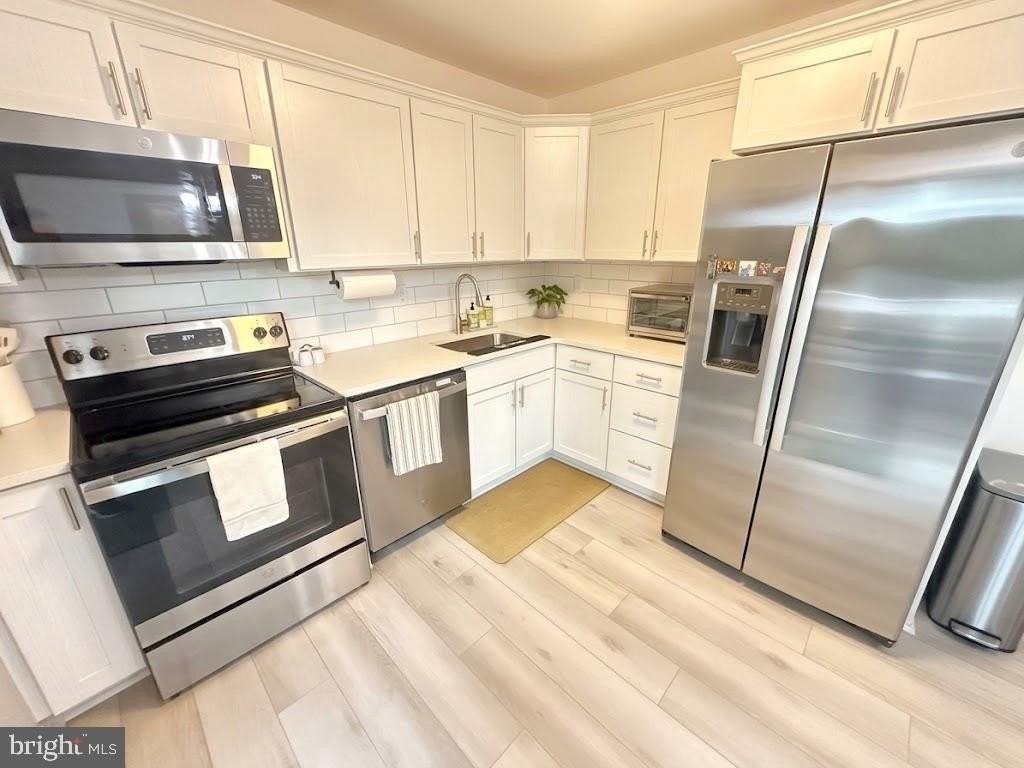 701 Kraft Ct - Photo 6 of 26