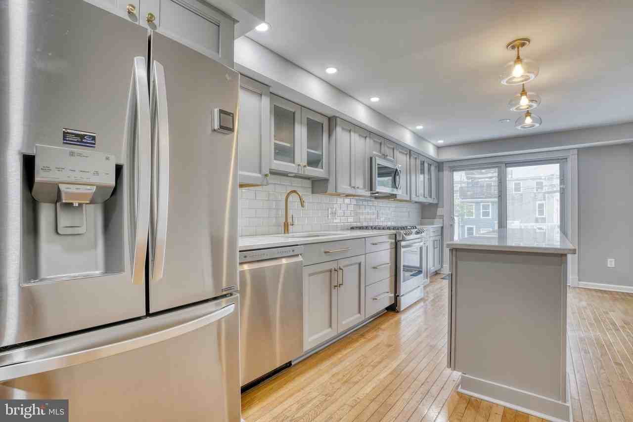 1504 Byrd St - Photo 6 of 38