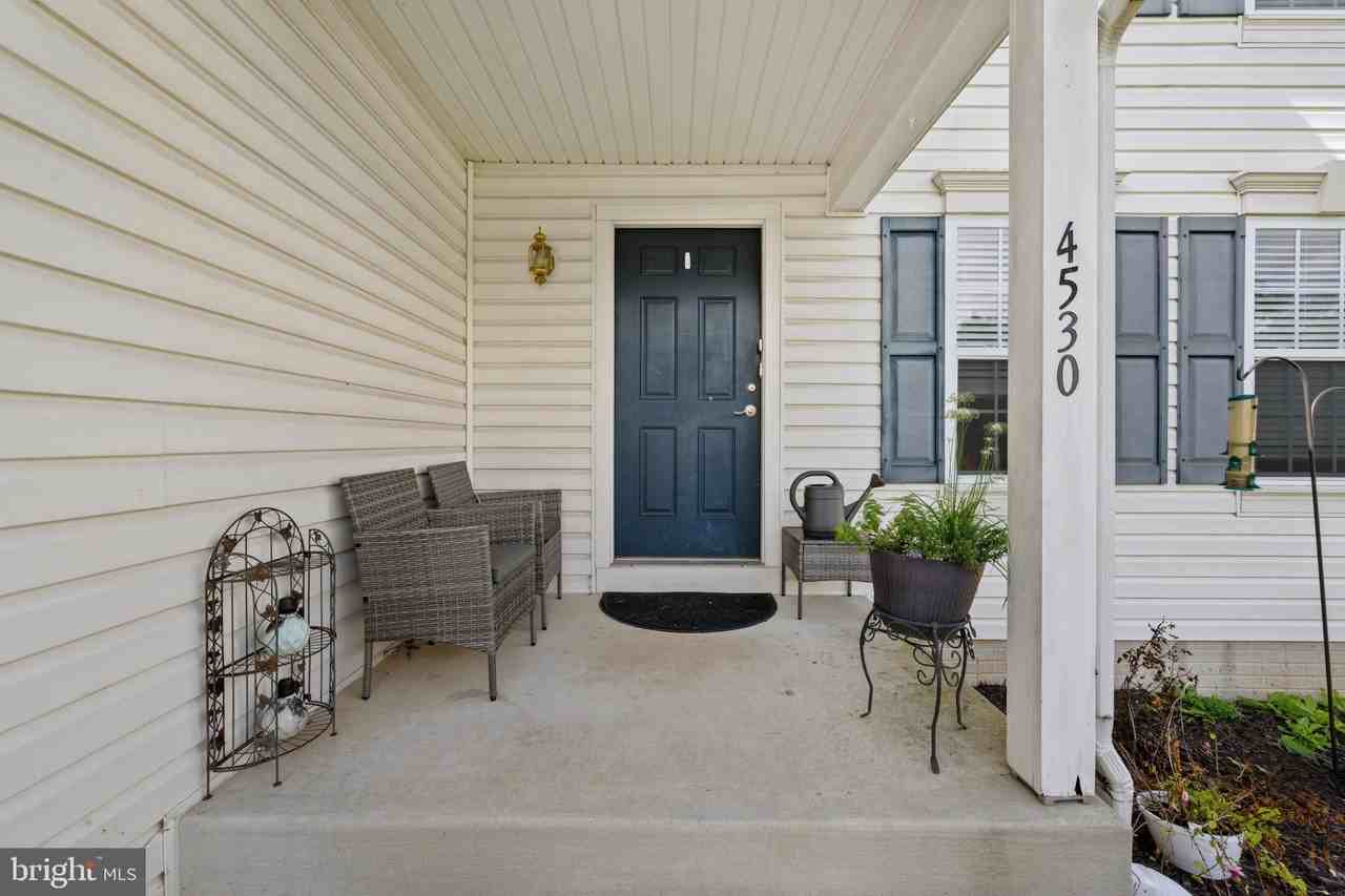 4530 Rebekka Cir - Photo 4 of 8