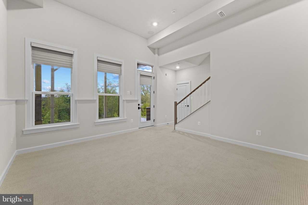 13721 Hunt Valley Ct - Photo 7 of 45
