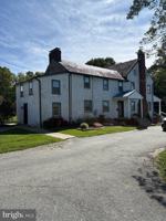 featured image of 16 Cedar Farm Ln