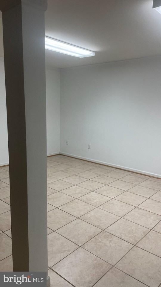 14608 Sturtevant Rd - Photo 6 of 24