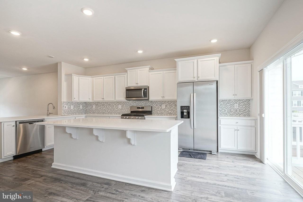 4 Venice Ln - Photo 5 of 34