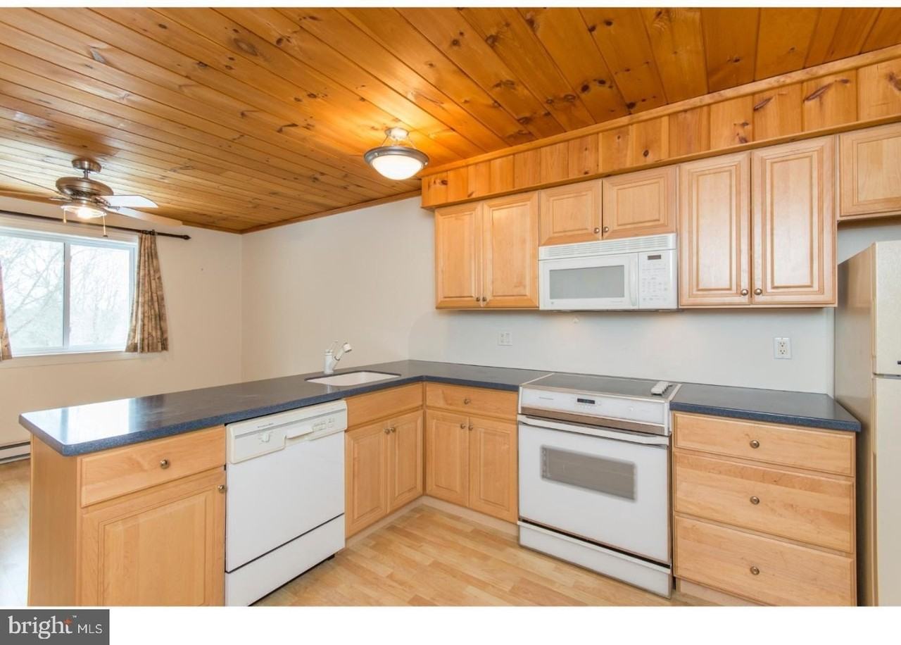 600 Campbell Cir #I18 - Photo 2 of 19