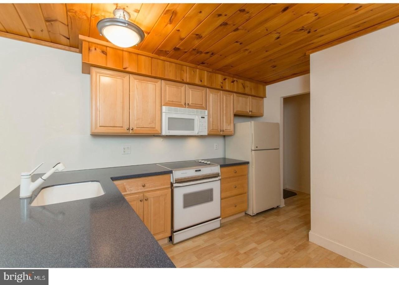 600 Campbell Cir #I18 - Photo 3 of 19