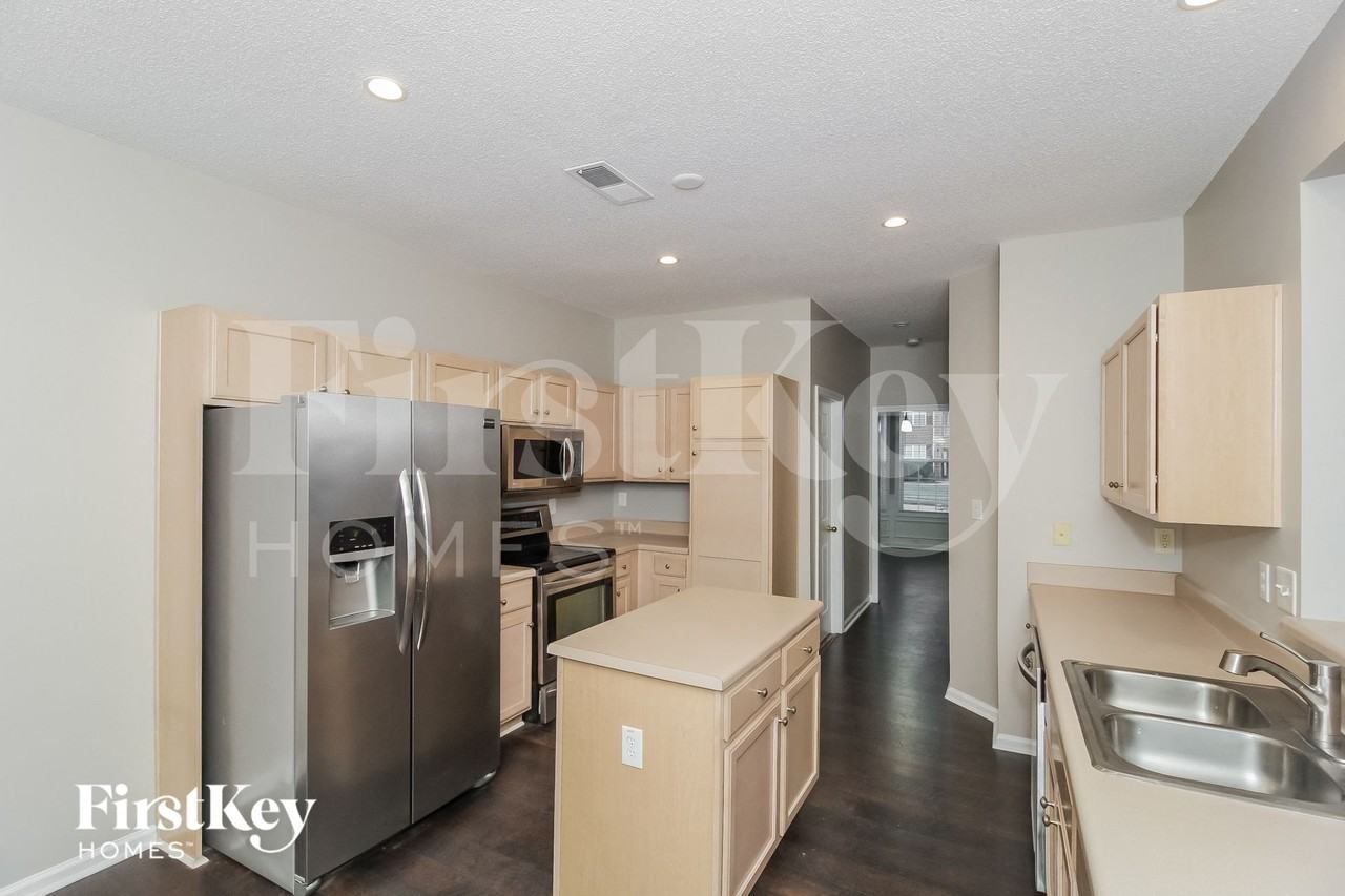 926 Wandering Vine Dr Se - Photo 6 of 15