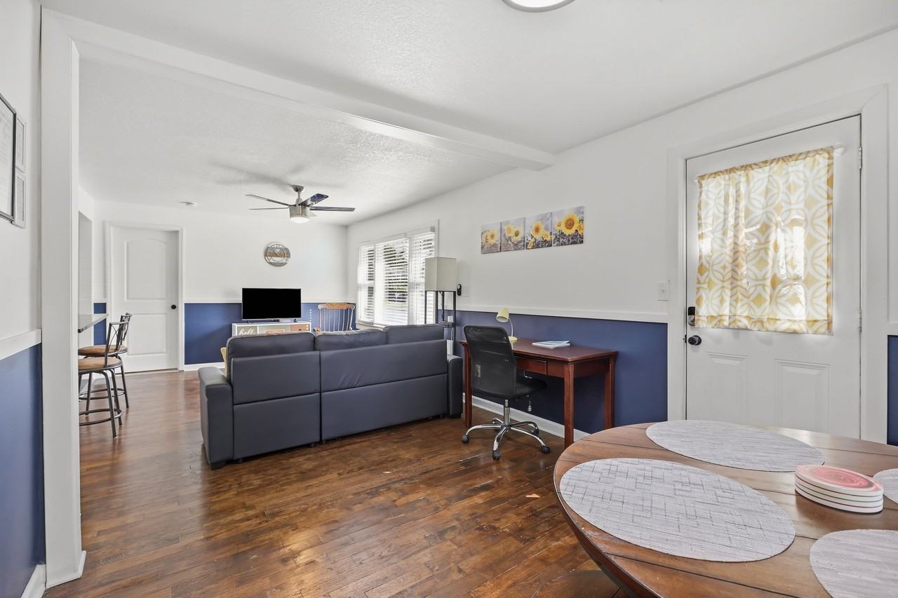 1005 S Brockway St #NA - Photo 5 of 35
