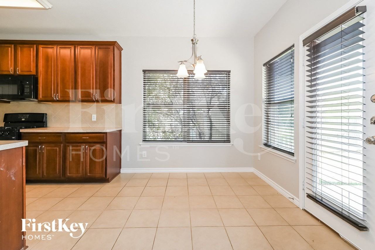 3005 Trellis Way - Photo 4 of 15