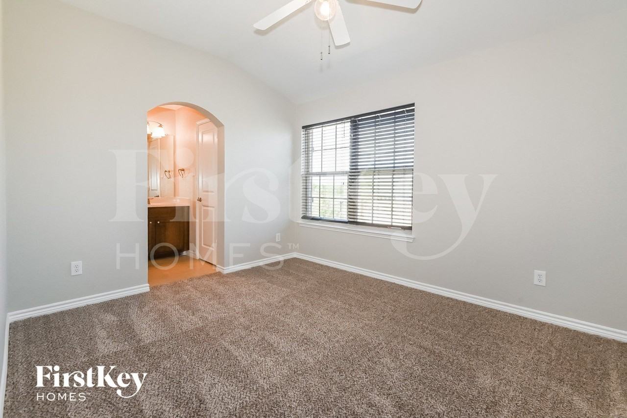 3005 Trellis Way - Photo 7 of 15