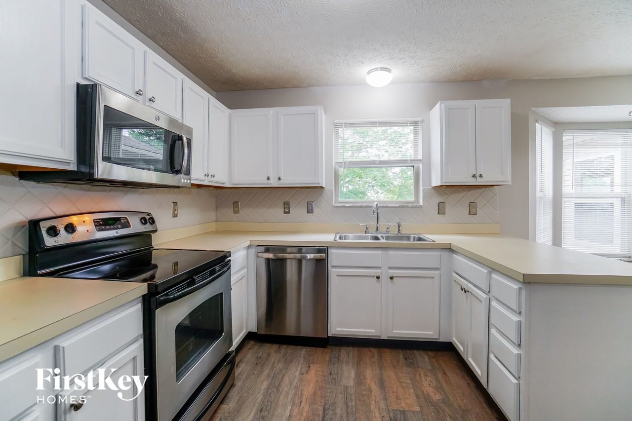 5951 Ocala Ct - Photo 7 of 15