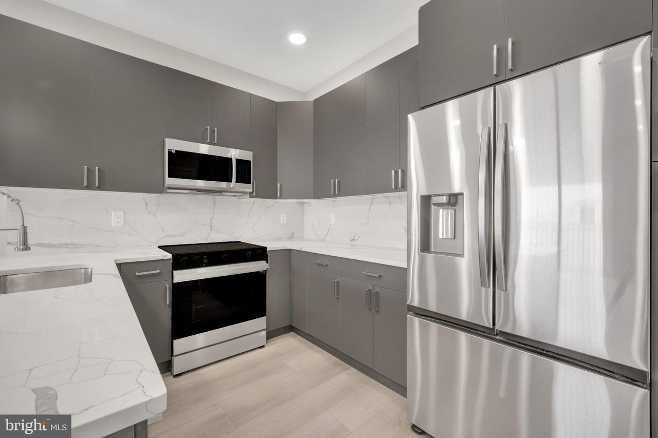 1111 S 24th St #402 - Photo 2 of 17