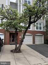 265 S Pickett St #402 - Photo 1 of 1