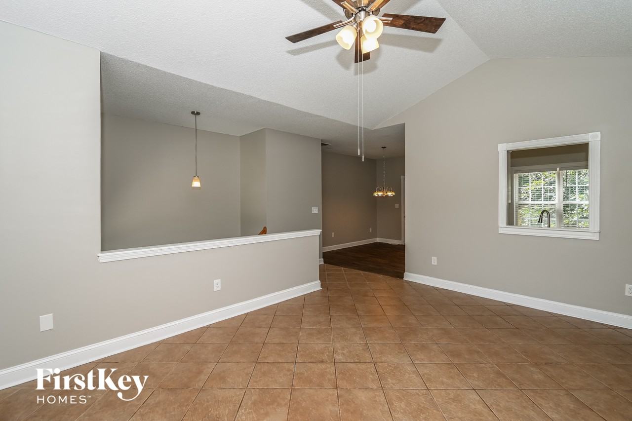 116 Ivey Lake Pkwy - Photo 3 of 15