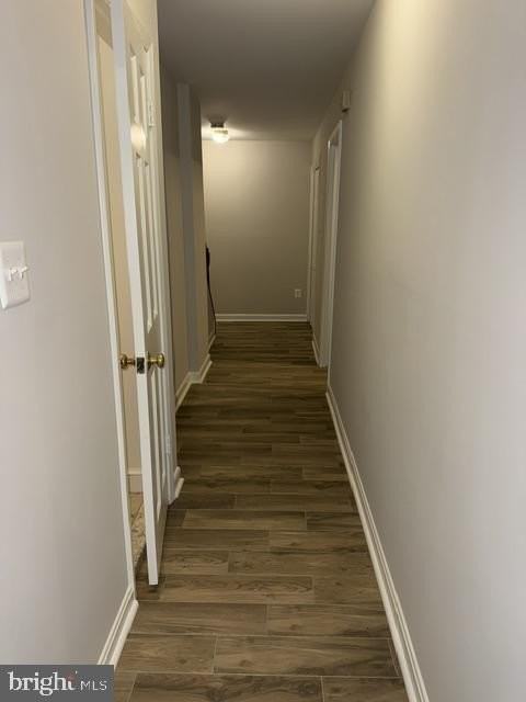 7412 Hallcrest Dr - Photo 4 of 43
